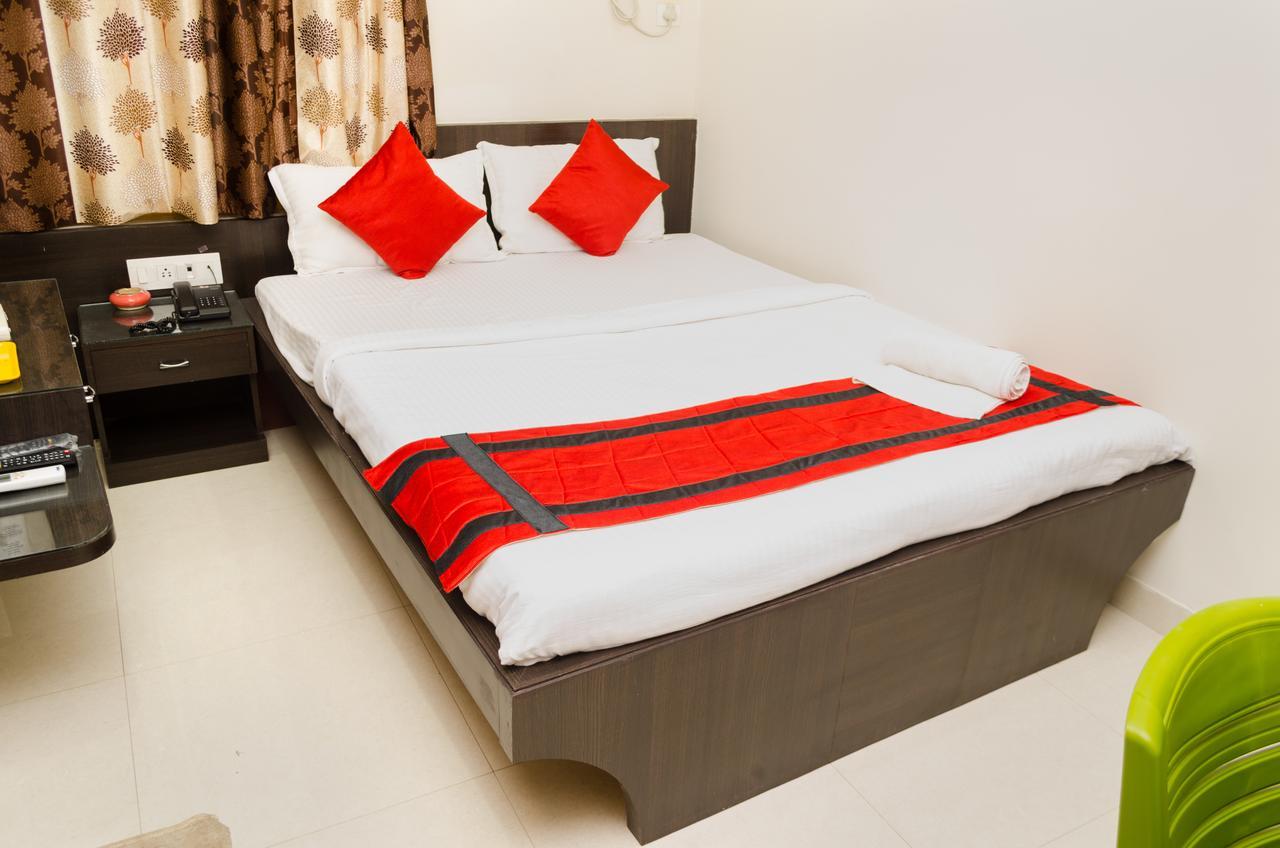 Oyo 7186 Hotel South Inn Calcutta Exterior foto