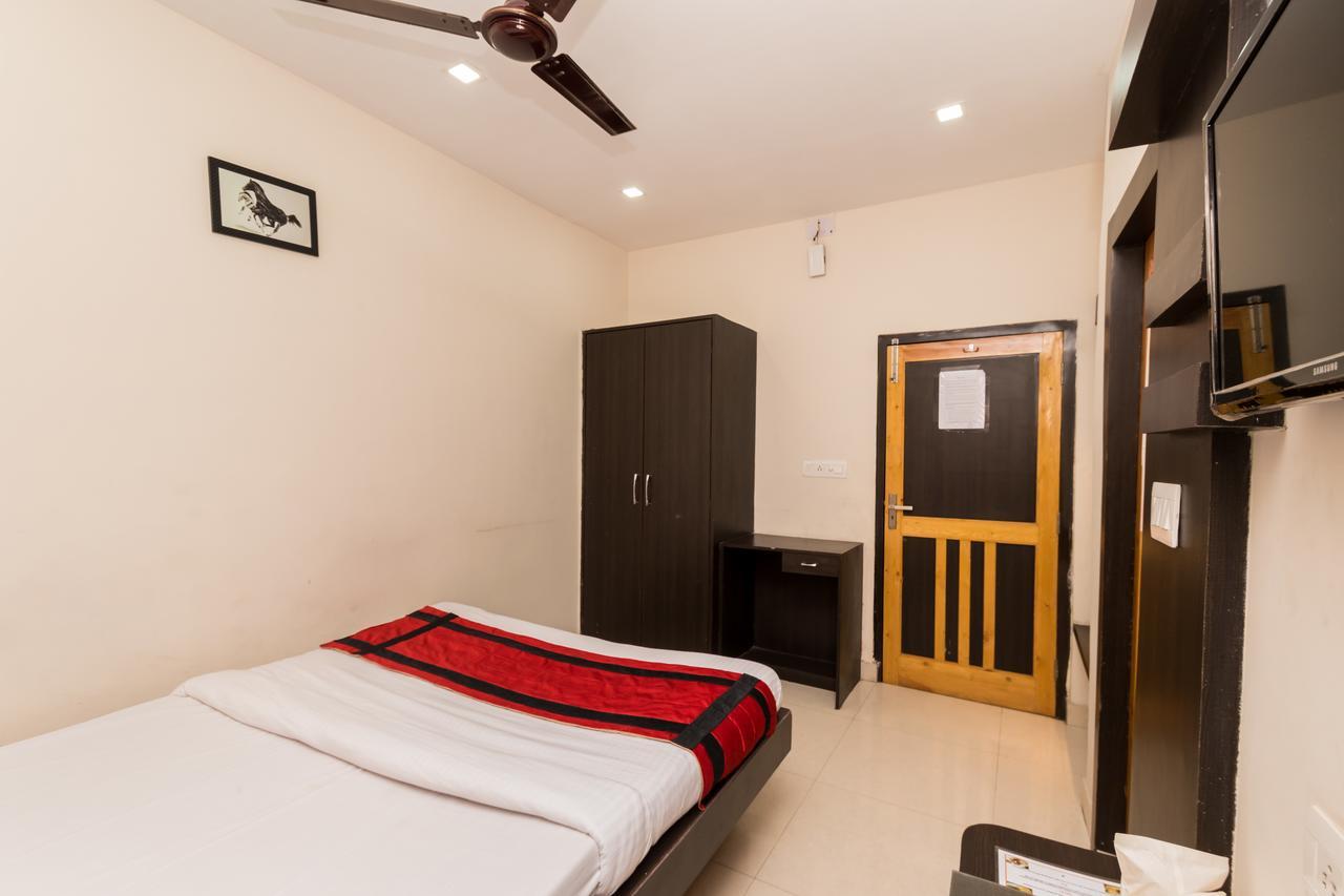 Oyo 7186 Hotel South Inn Calcutta Exterior foto